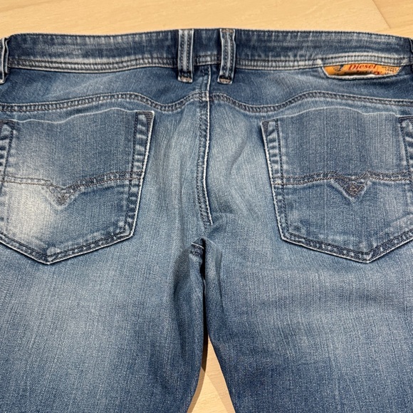 Men's Blue Denim Jeans - Picture 9 of 11